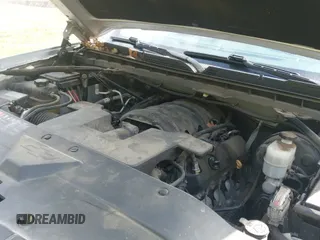 2019 Chevrolet Silverado 1500 LT z VIN 2GCRCPEC6K1145254, wystawiony jako IAAI lot #43280516 z przebiegiem 133 210 mil mil oraz . Historia ofert i sprzedaży dostępna na DreamBid. Obrazek 19.