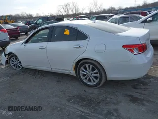 2011 Lexus ES 330 with VIN JTHBK1EG2B2471183, listed as a IAAI auction lot 41516371 with 129,212 mi miles and . Bid and sale history available at DreamBid. Image 14.