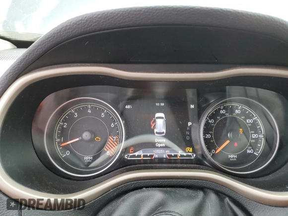 2015 Jeep Cherokee Limited z VIN 1C4PJMDS6FW729656, wystawiony jako Copart lot #52825715 z przebiegiem 105 251 mil mil oraz Szkoda całkowita • Salvage title. Historia ofert i sprzedaży dostępna na DreamBid. Obrazek 9.