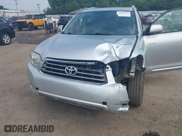 2010 Toyota Highlander Limited with VIN 5TDDK3EH1AS038315, listed as a IAAI auction lot 42480578 with 245,280 mi miles and . Bid and sale history available at DreamBid. Image 6.