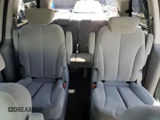 2008 Kia Sedona LX with VIN KNDMB233886198896, listed as a Copart auction lot 74627344 with 187,420 mi miles and Clean Title. Bid and sale history available at carsss.com. Image 10.