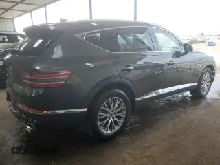 2024 Genesis GV80 with VIN KMUHBDSBXRU209204, listed as a Copart auction lot 60905945 with 32,919 mi miles and Clean title. Bid and sale history available at DreamBid. Image 3.