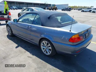 2004 BMW 3 Series 325Ci with VIN WBABW33494PL29877, listed as a IAAI auction lot 41891357 with Not Provided miles and . Bid and sale history available at carsss.com. Image 3.