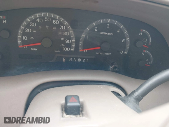 2001 Ford F-150 XL z VIN 1FTRX18L21NB37663, wystawiony jako IAAI lot #42149231 z przebiegiem Nie podano mil oraz . Historia ofert i sprzedaży dostępna na DreamBid. Obrazek 7.