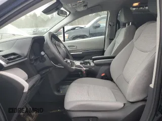2024 Toyota Sienna LE with VIN 5TDKSKFC9RS113116, listed as a Copart auction lot 88709905 with 23,282 mi miles and Salvage Title. Bid and sale history available at carsss.com. Image 7.