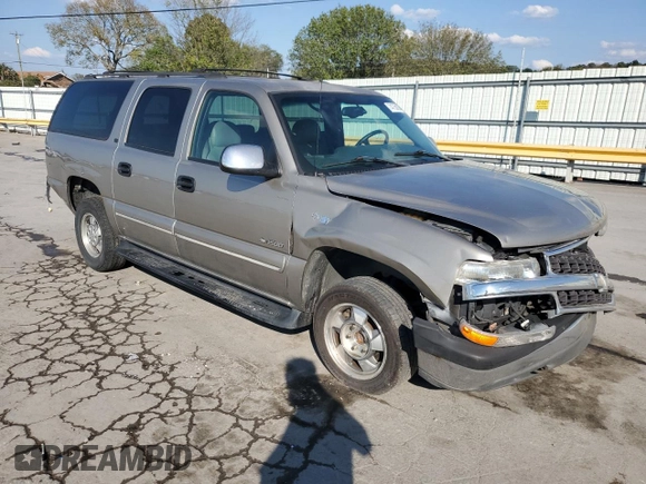 2000 Chevrolet Suburban LT with VIN 3GNEC16T2YG136424, listed as a Copart auction lot 74735894 with 495,172 mi miles and Salvage Title. Bid and sale history available at carsss.com. Image 4.
