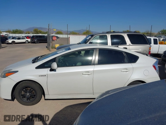 2014 Toyota Prius Four with VIN JTDKN3DU7E0386397, listed as a IAAI auction lot 42004337 with 288,370 mi miles. Bid and sale history available at carsss.com. Image 14.