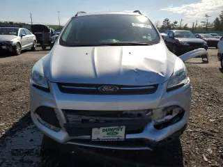 2016 Ford Escape SE с VIN 1FMCU9GX9GUA34638, выставлен на аукционе Copart как лот 55757955 с пробегом 55 143 миль миль и Списание • Salvage title. История ставок и продаж доступна на DreamBid. Изображение 5.