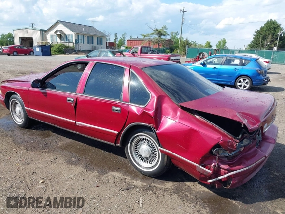 1996 Chevrolet Caprice 1SA Special Value z VIN 1G1BL52P2TR170330, wystawiony jako IAAI lot #42179740 z przebiegiem 169 555 mil mil oraz . Historia ofert i sprzedaży dostępna na DreamBid. Obrazek 3.