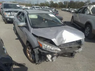 2017 Ford Focus SE с VIN 1FADP3F20HL253889, выставлен на аукционе IAAI как лот 37949002 с пробегом 157 221 миль миль и . История ставок и продаж доступна на DreamBid. Изображение 1.