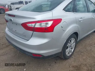 2012 Ford Focus SEL with VIN 1FAHP3H29CL300165, listed as a IAAI auction lot 42137804 with 96,644 mi miles. Bid and sale history available at carsss.com. Image 6.