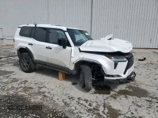 2024 Lexus GX 550 Premium z VIN JTJTBCDX5R5016112, wystawiony jako Copart lot #47686805 z przebiegiem 11 688 mil mil oraz Szkoda całkowita • Salvage title. Historia ofert i sprzedaży dostępna na DreamBid. Obrazek 4.