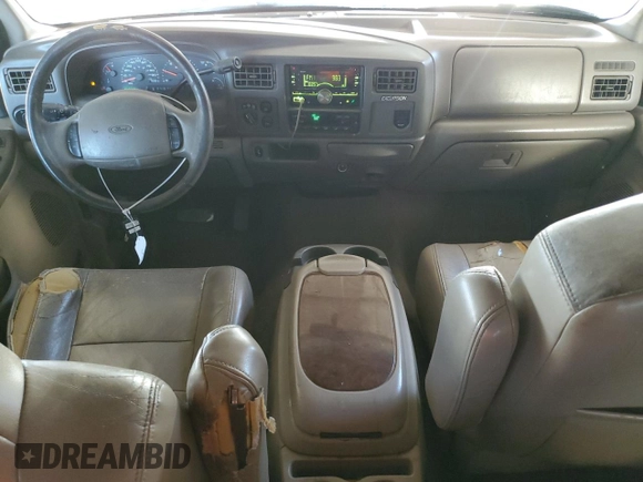 2002 Ford Excursion Limited с VIN 1FMNU43S62ED07804, выставлен на аукционе Copart как лот 46472715 с пробегом 282 929 миль миль и Чистый • Clean title. История ставок и продаж доступна на DreamBid. Изображение 8.