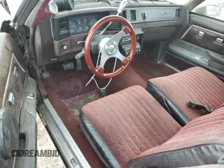 1986 Chevrolet El Camino SS z VIN 3GCCW80H8GS916332, wystawiony jako Copart lot #58666075 z przebiegiem 90 693 mil mil oraz Tytuł czysty. Historia ofert i sprzedaży dostępna na DreamBid. Obrazek 8.