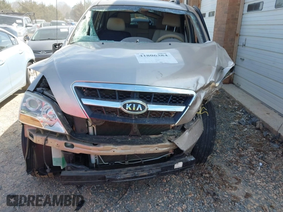 2009 Kia Sorento LX with VIN KNDJD735995865882, listed as a IAAI auction lot 41806384 with 1 mi miles. Bid and sale history available at carsss.com. Image 6.