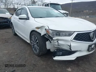2018 Acura TLX w/Advance Pkg with VIN 19UUB3F70JA006640, listed as a IAAI auction lot 41706149 with 156,763 mi miles. Bid and sale history available at carsss.com. Image 6.