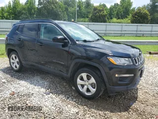 2020 Jeep Compass Latitude with VIN 3C4NJDBB1LT117179, listed as a Copart auction lot 62925095 with 130,262 mi miles and Clean title. Bid and sale history available at DreamBid. Image 4.
