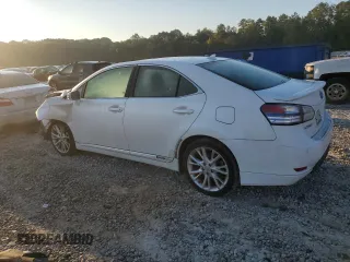 2010 Lexus HS with VIN JTHBB1BA1A2001130, listed as a Copart auction lot 74624334 with 139,193 mi miles and Salvage Title. Bid and sale history available at carsss.com. Image 2.