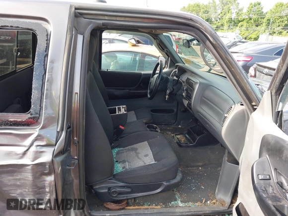 2011 Ford Ranger XLT with VIN 1FTLR4FE3BPA87626, listed as a IAAI auction lot 42658862 with 83,943 mi miles and . Bid and sale history available at DreamBid. Image 5.