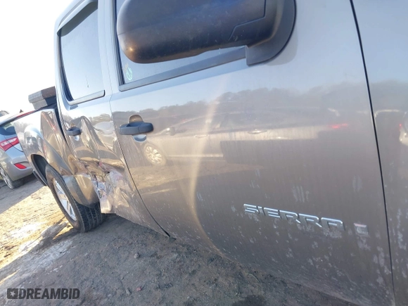 2008 GMC Sierra 1500 Work Truck with VIN 2GTEK133781178421, listed as a IAAI auction lot 41441844 with 213,315 mi miles. Bid and sale history available at carsss.com. Image 12.