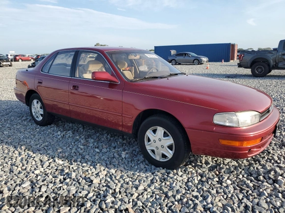 1994 Toyota Camry LE z VIN 4T1SK12EXRU343871, wystawiony jako Copart lot #58727235 z przebiegiem 75 995 mil mil oraz Czysty tytuł • Clean title. Historia ofert i sprzedaży dostępna na DreamBid. Obrazek 4.