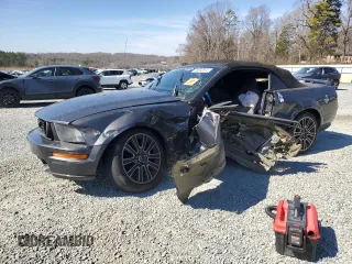 2007 Ford Mustang GT Deluxe with VIN 1ZVHT85HX75317799, listed as a Copart auction lot 46640975 with 182,574 mi miles and Salvage Title. Bid and sale history available at carsss.com. Image 1.