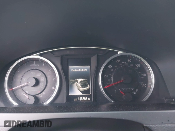 2017 Toyota Camry XLE with VIN 4T1BF1FK7HU402670, listed as a IAAI auction lot 41400550 with 148,863 mi miles and . Bid and sale history available at DreamBid. Image 7.