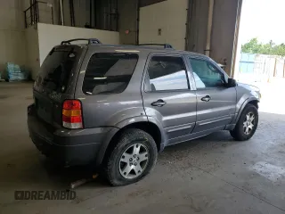 2005 Ford Escape Limited with VIN 1FMCU94125KD16158, listed as a Copart auction lot 62186025 with 213,370 mi miles and Salvage title. Bid and sale history available at DreamBid. Image 3.