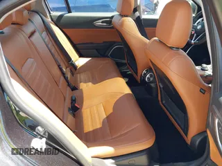 2017 Alfa Romeo Giulia Ti with VIN ZARFAEEN5H7545113, listed as a IAAI auction lot 41919103 with 62,182 mi miles. Bid and sale history available at carsss.com. Image 8.