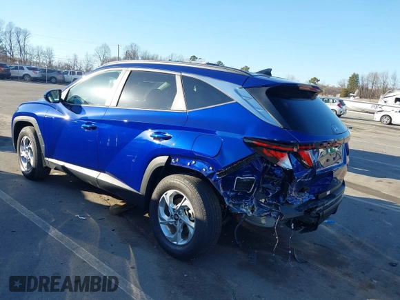 2024 Hyundai Tucson SEL with VIN 5NMJBCDE4RH334082, listed as a IAAI auction lot 41493611 with 10,441 mi miles and . Bid and sale history available at carsss.com. Image 3.
