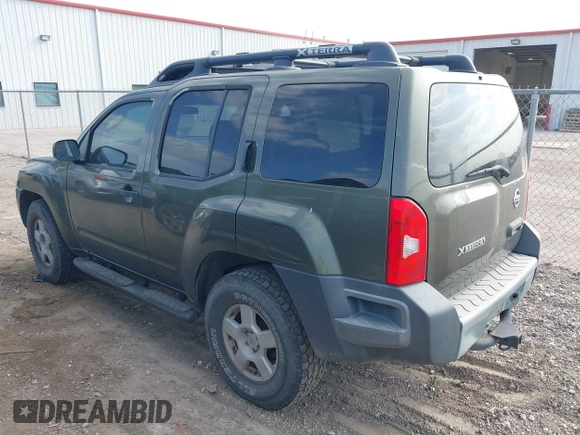 2005 Nissan Xterra S z VIN 5N1AN08W55C637420, wystawiony jako IAAI lot #42290949 z przebiegiem 252 493 mil mil oraz . Historia ofert i sprzedaży dostępna na DreamBid. Obrazek 3.