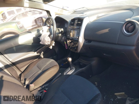 2015 Nissan Note SV with VIN 3N1CE2CP4FL388514, listed as a IAAI auction lot 42051819 with 89,249 mi miles and . Bid and sale history available at DreamBid. Image 5.