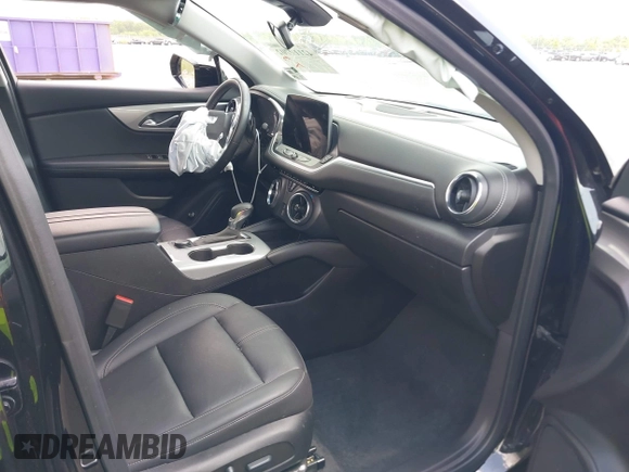 2024 Chevrolet Blazer LT с VIN 3GNKBDR47RS177142, выставлен на аукционе IAAI как лот 42119702 с пробегом 24 100 миль миль и . История ставок и продаж доступна на DreamBid. Изображение 5.