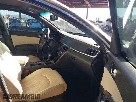 2017 Kia Optima SX Limited with VIN 5XXGV4L24HG166973, listed as a IAAI auction lot 41338168 with 52,396 mi miles and . Bid and sale history available at DreamBid. Image 5.