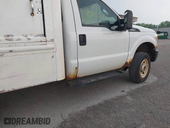 2012 Ford F-250 XL с VIN 1FDBF2B60CEC35487, выставлен на аукционе IAAI как лот 42251524 с пробегом 380 107 миль миль и . История ставок и продаж доступна на DreamBid. Изображение 6.