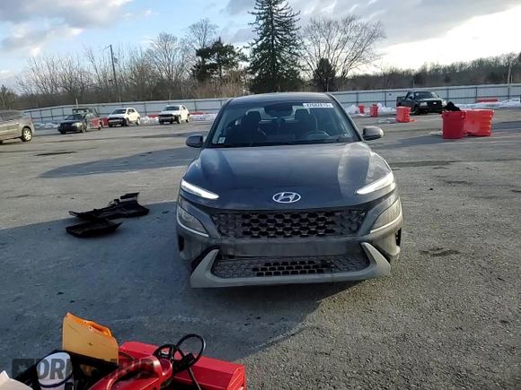 2022 Hyundai Kona SE with VIN KM8K2CAB6NU915757, listed as a Copart auction lot 42682815 with 27,967 mi miles and Salvage Title. Bid and sale history available at carsss.com. Image 11.