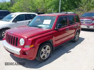 2007 Jeep Patriot Limited z VIN 1J8FF48WX7D316980, wystawiony jako IAAI lot #42004984 z przebiegiem 154 500 mil mil oraz . Historia ofert i sprzedaży dostępna na DreamBid. Obrazek 2.