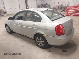 2006 Hyundai Accent GLS with VIN KMHCN46C06U004764, listed as a IAAI auction lot 41793192 with 182,841 mi miles. Bid and sale history available at carsss.com. Image 3.