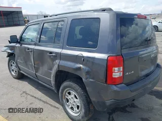 2016 Jeep Patriot Sport with VIN 1C4NJRBB0GD669121, listed as a IAAI auction lot 41947932 with 212,040 mi miles and . Bid and sale history available at carsss.com. Image 3.