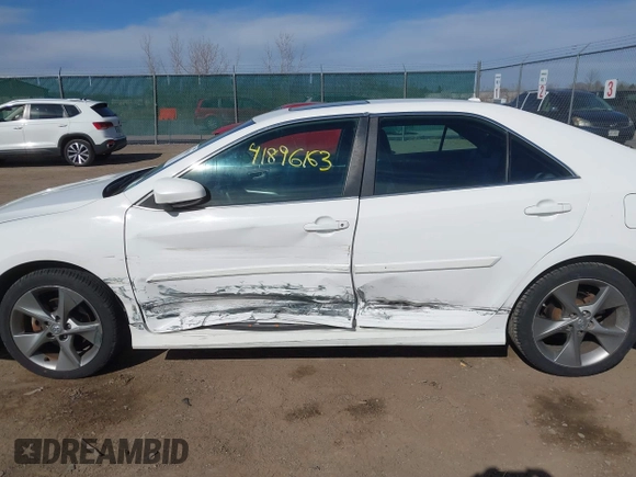 2014 Toyota Camry L with VIN 4T1BF1FK2EU457927, listed as a IAAI auction lot 41896163 with 99,612 mi miles. Bid and sale history available at carsss.com. Image 6.