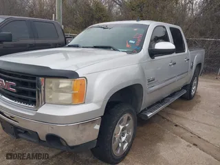 2011 GMC Sierra 1500 SLE with VIN 3GTP1VE05BG313366, listed as a IAAI auction lot 41746984 with 236,136 mi miles. Bid and sale history available at carsss.com. Image 21.