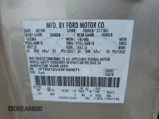 2009 Ford F-150 XLT z VIN 1FTRX12VX9FA60671, wystawiony jako Copart lot #57500425 z przebiegiem 217 159 mil mil oraz Nie do naprawy • Non repairable. Historia ofert i sprzedaży dostępna na DreamBid. Obrazek 12.
