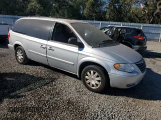 2006 Chrysler Town & Country LWB Touring with VIN 2A4GP54L96R760657, listed as a Copart auction lot 82355954 with 0 mi miles and Non Repairable. Bid and sale history available at carsss.com. Image 4.