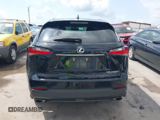 2017 Lexus NX 200t z VIN JTJBARBZ8H2129767, wystawiony jako IAAI lot #42420859 z przebiegiem 115 633 mil mil oraz . Historia ofert i sprzedaży dostępna na DreamBid. Obrazek 16.