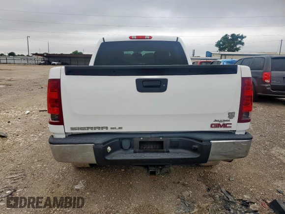 2013 GMC Sierra 1500 SLE z VIN 3GTP1VE07DG304851, wystawiony jako Copart lot #58800165 z przebiegiem 177 827 mil mil oraz Czysty tytuł • Clean title. Historia ofert i sprzedaży dostępna na DreamBid. Obrazek 6.