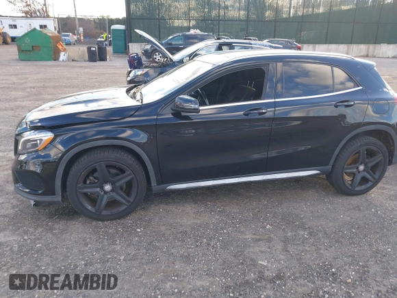 2015 Mercedes-Benz GLA 250 z VIN WDCTG4GBXFJ070528, wystawiony jako IAAI lot #41221799 z przebiegiem 83 443 mil mil oraz . Historia ofert i sprzedaży dostępna na DreamBid. Obrazek 14.