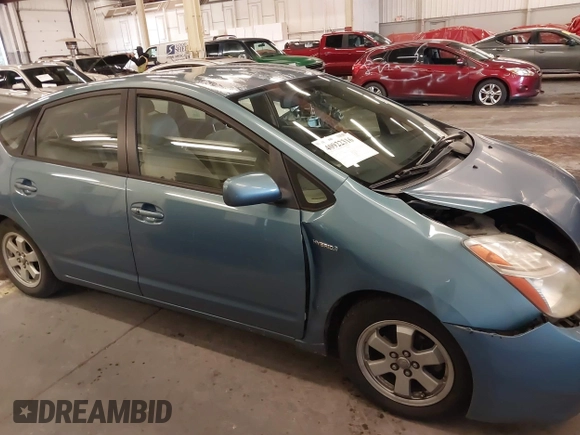 2006 Toyota Prius with VIN JTDKB20U463129691, listed as a IAAI auction lot 40922316 with 301,945 mi miles. Bid and sale history available at carsss.com. Image 13.