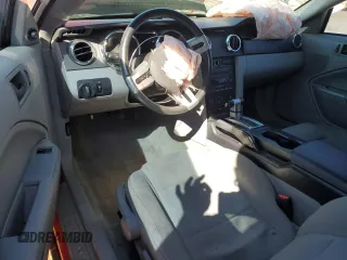 2007 Ford Mustang Deluxe z VIN 1ZVFT80N175200987, wystawiony jako Copart lot #50256835 z przebiegiem Nie podano mil oraz Szkoda całkowita • Salvage title. Historia ofert i sprzedaży dostępna na DreamBid. Obrazek 8.