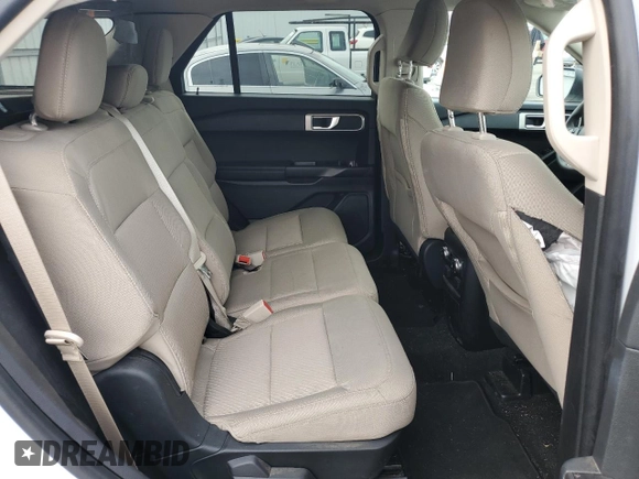 2022 Ford Explorer z VIN 1FMSK8BB2NGA28229, wystawiony jako Copart lot #49720615 z przebiegiem 13 450 mil mil oraz Nie do naprawy • Non repairable. Historia ofert i sprzedaży dostępna na DreamBid. Obrazek 11.