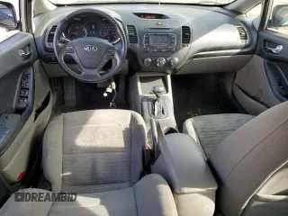 2016 Kia Forte EX z VIN KNAFX4A87G5528162, wystawiony jako Copart lot #49631115 z przebiegiem 134 796 mil mil oraz Szkoda całkowita • Salvage title. Historia ofert i sprzedaży dostępna na DreamBid. Obrazek 8.